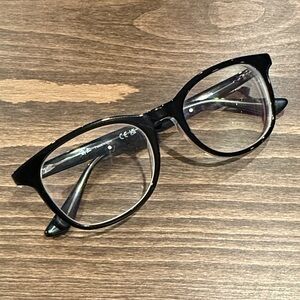 Stylish Black Ray Ban Eyeglasses
